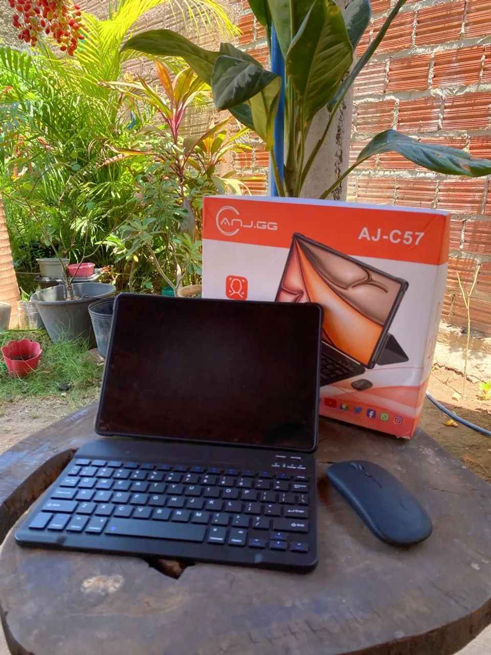 Tablet AJC-57 + teclado e mouse/128gb e 6 de ram