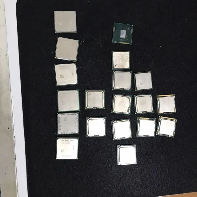Lote 17 Processadores AMD e Intel - Athlon, Phenom, Core 2, i3 e i5