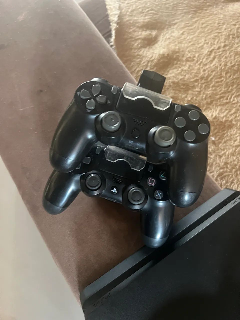 PS4 slim 1 t  - Foto 3