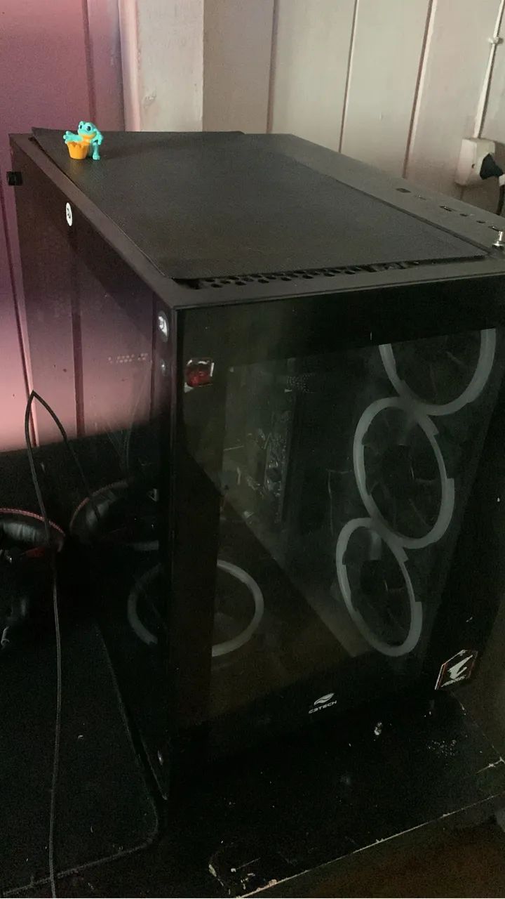 Vendo pc gamer sem placa de video