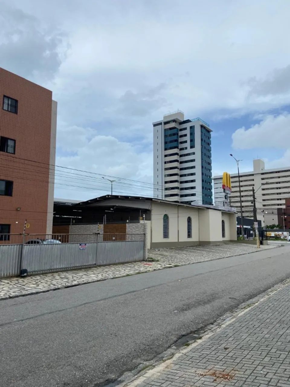 Apartamento nos Bancários 03 quartos, sendo 01 suíte. (Oportunidade) - Foto 2