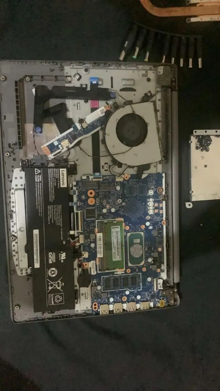 PLACA DE 1TB E PEÇAS DO NOOTEBOOK EM BOM ESTADO
