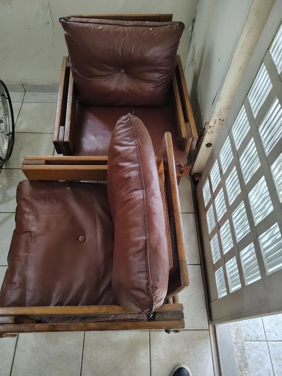 Móveis usados para salas e tv