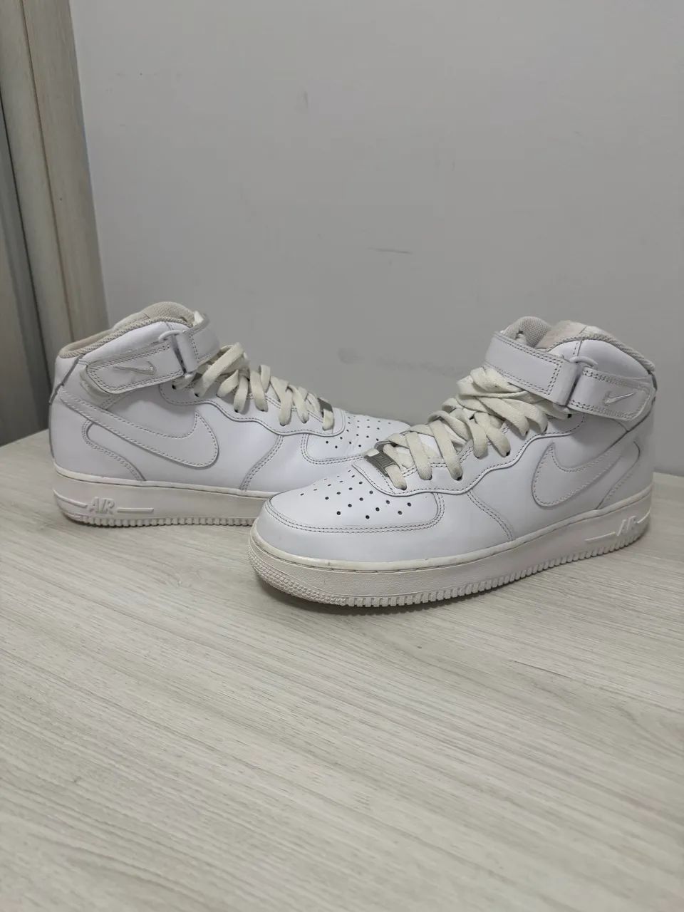 Tênis Nike Air Force 1 Mid Branco Masculino