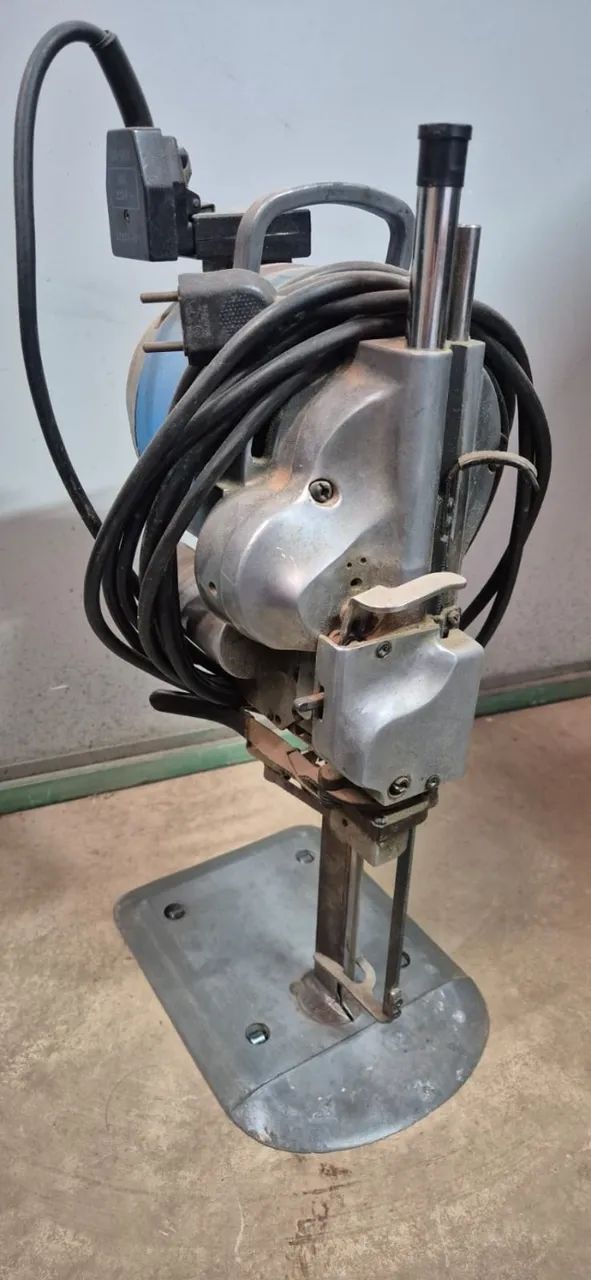 MÁQUINA DE CORTE DE TECIDO INDUSTRIAL - Foto 2