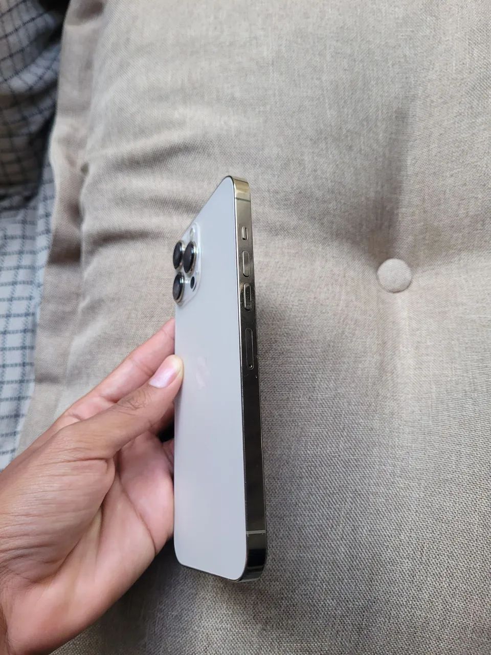 Iphone 13 pro max excelente - Foto 2