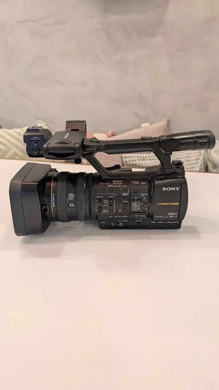 Câmera Sony NX5R e Kit completo