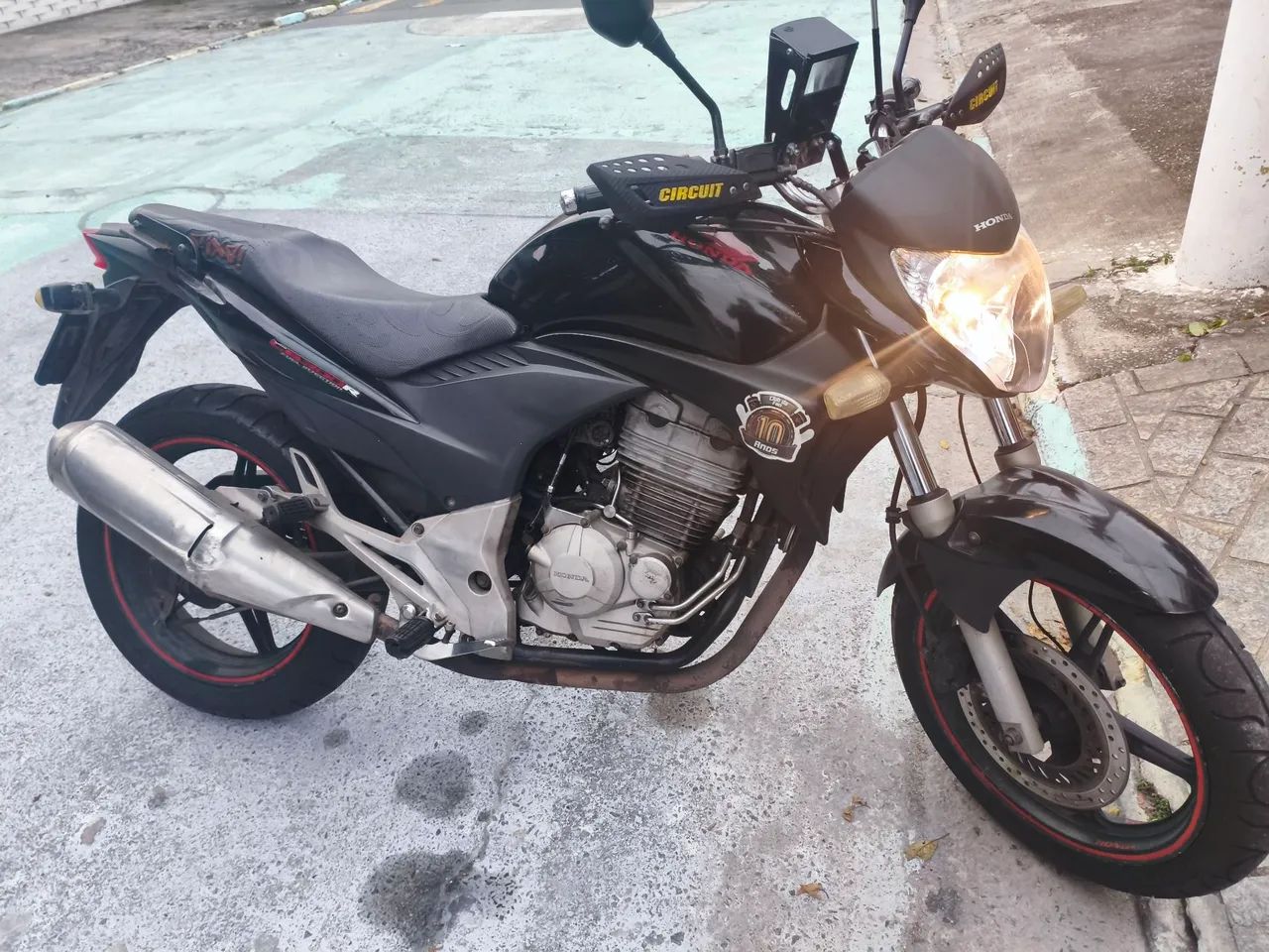 CB 300R 2011 - Foto 2