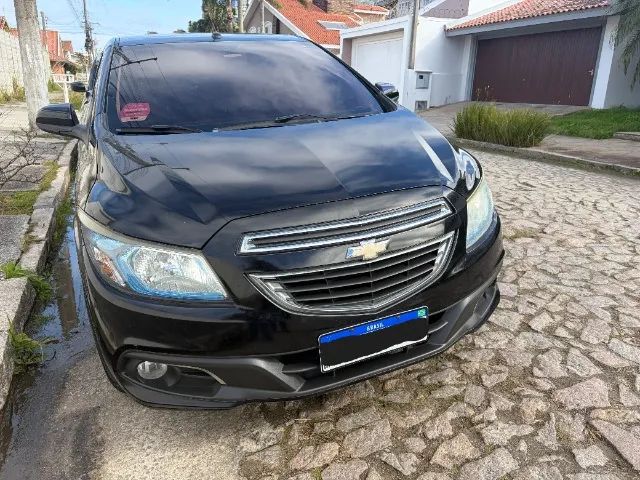 Chevrolet Onix 2014