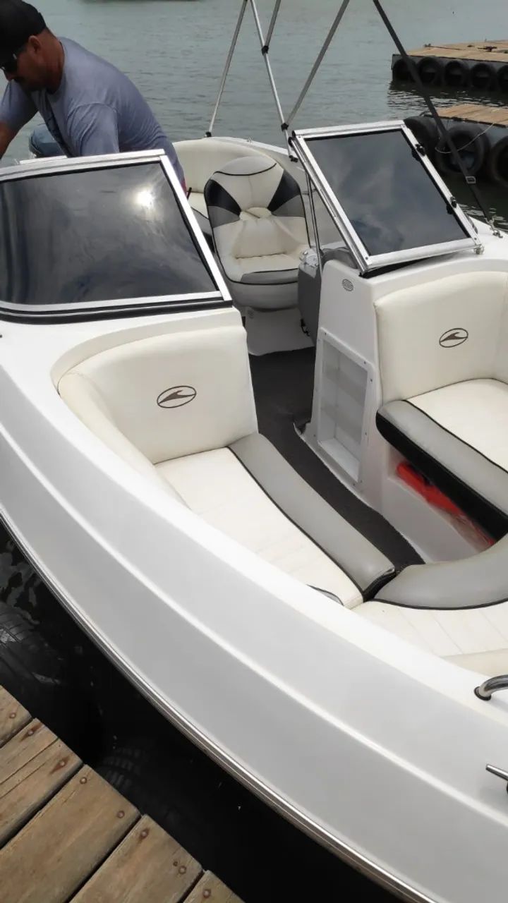Lancha Mestra 19,5 EVINRUDE  - Foto 2