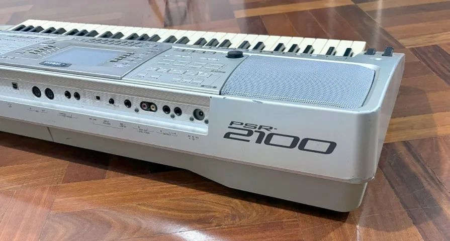 Teclado Yamaha PSR 2100 (usado) ótimo estado 10x sem juros