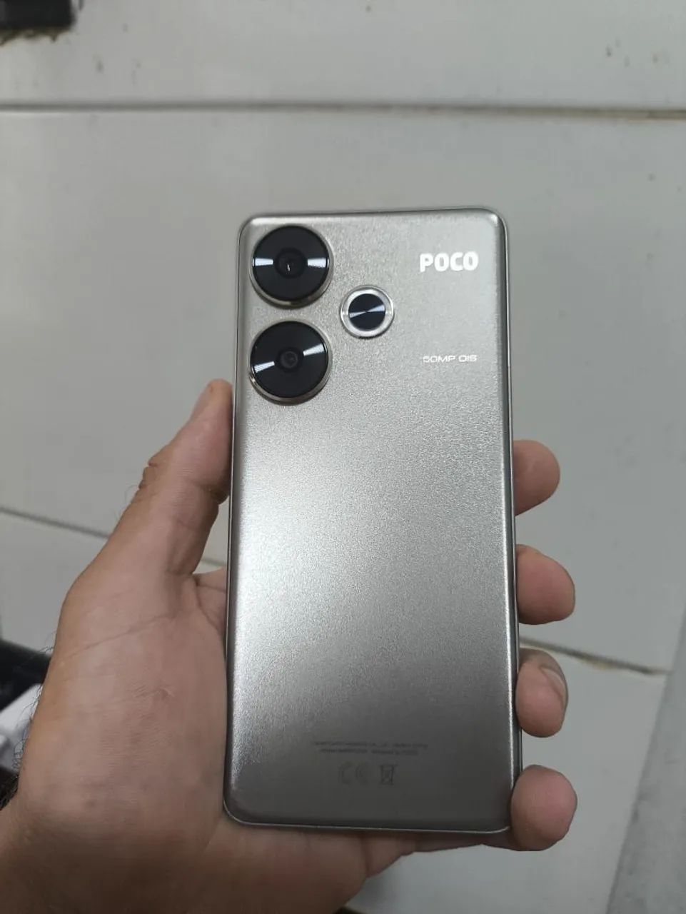 Vendo Poco F6 256GB novo 