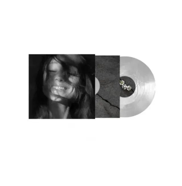 LP Petal - Ariana Grande (Vinil Translucent Pearly White) - Foto 4