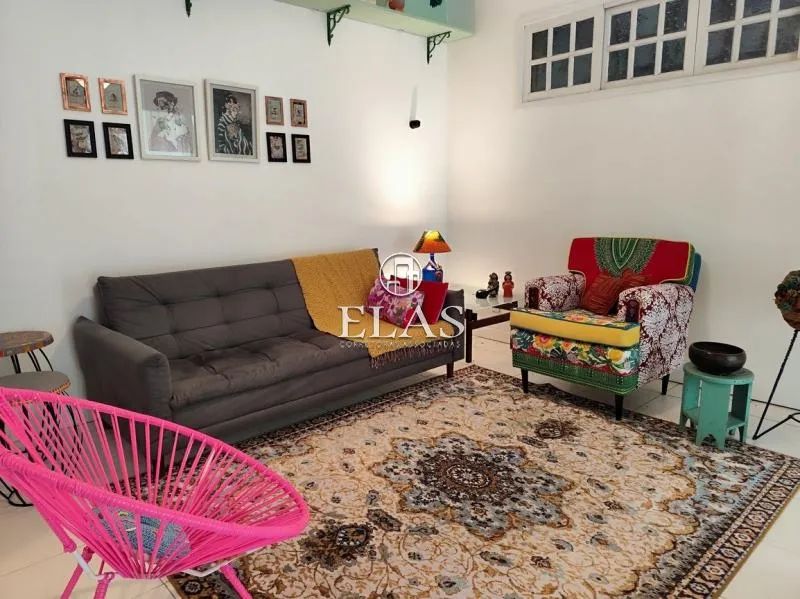 Apartamento- Petrópolis, Centro