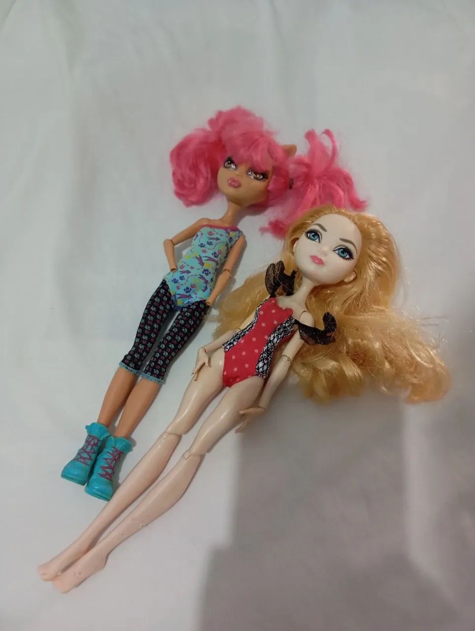 CLAWDEEN E APPLE