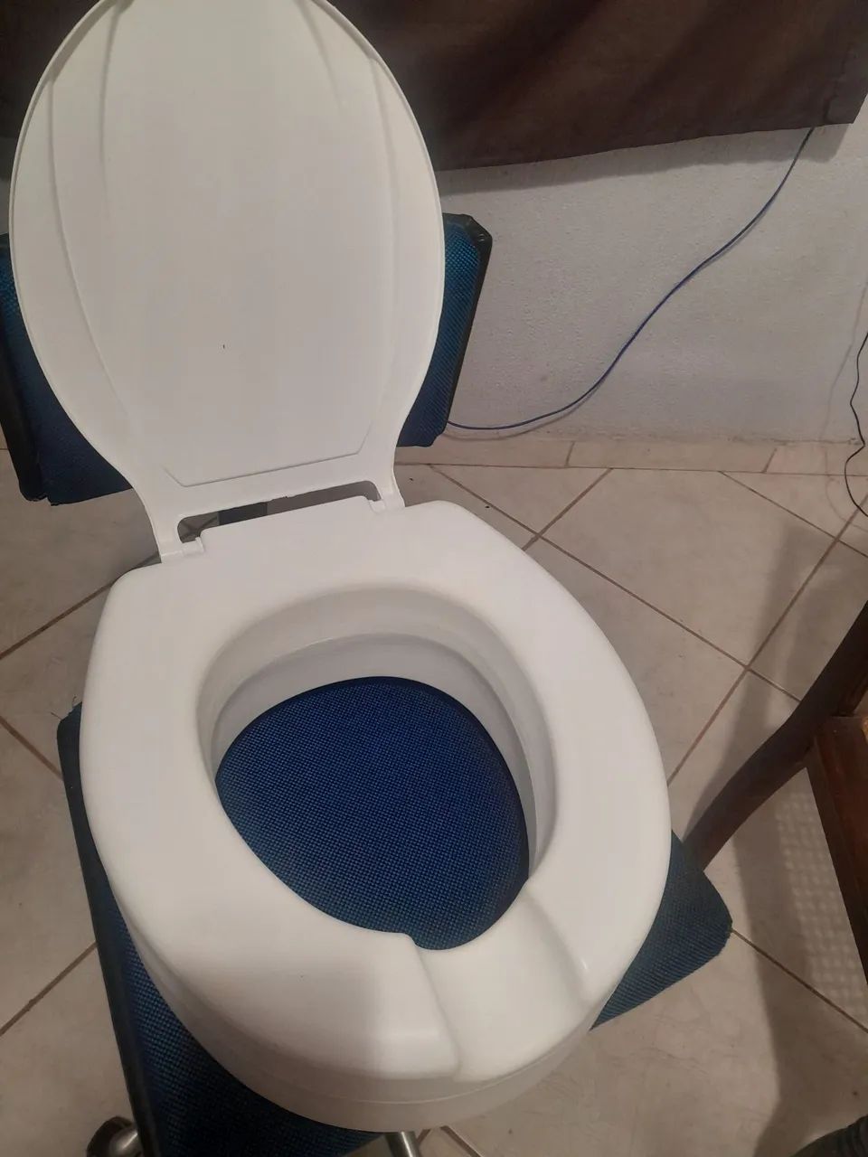 Assento sanitário elevado  - Foto 2