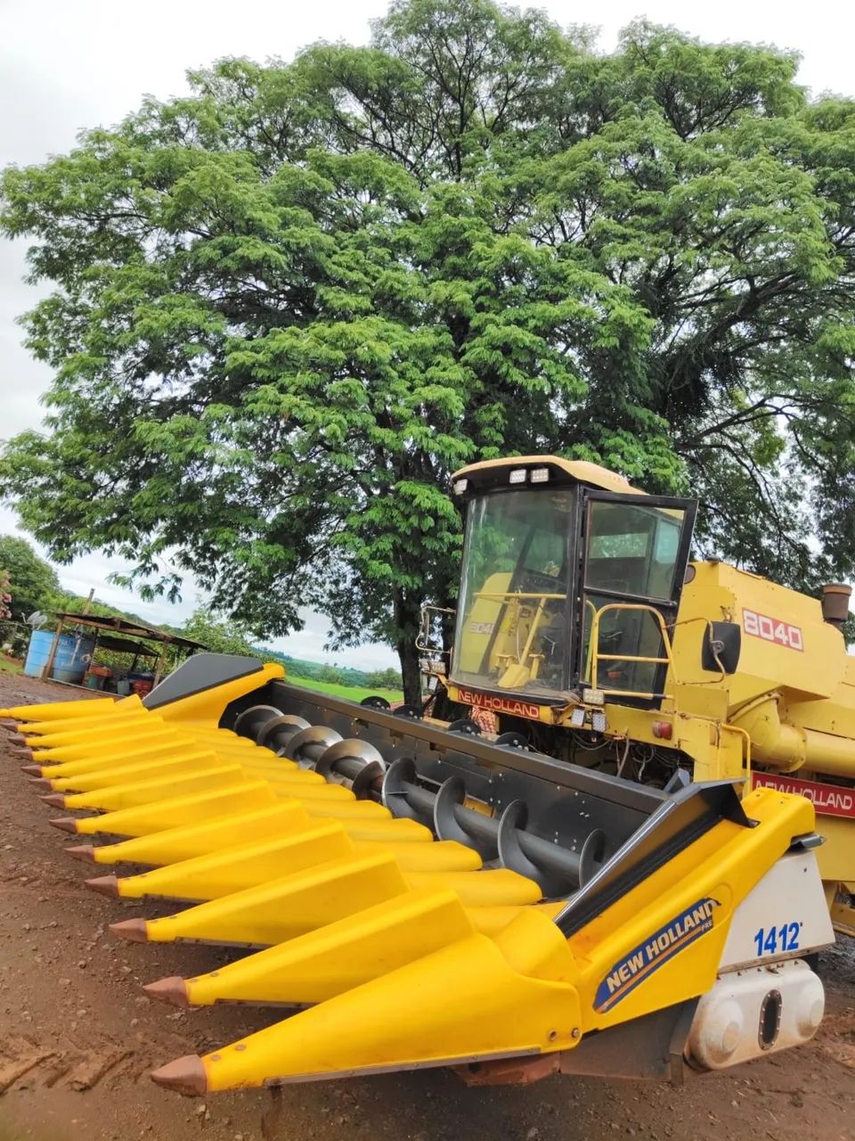 Plataforma de milho Methal C New Holland 