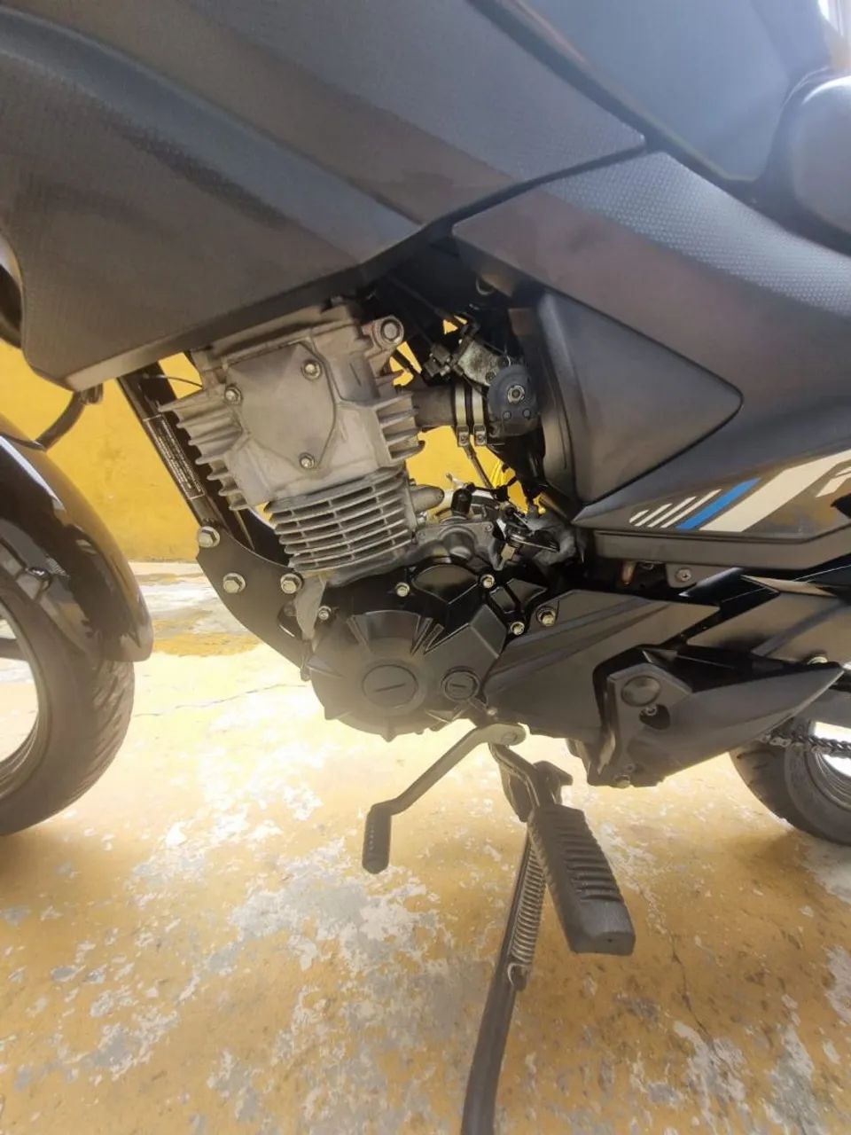 Yamaha Factor 150 , 2023 preta  - Foto 4