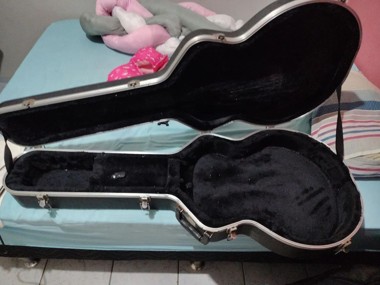 Case Gator violão 