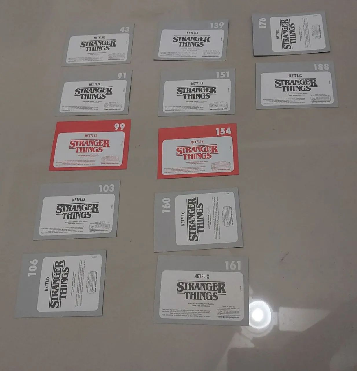 Figuras álbum Stranger Things 