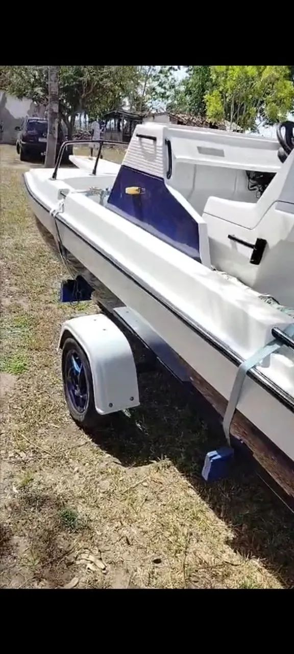 Catamarã lancha