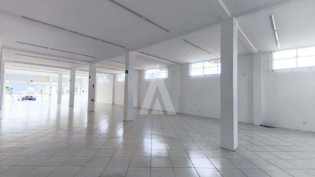 Sala comercial no Vila Nova com 280m², vitrine ampla e 3 vagas. - Foto 3