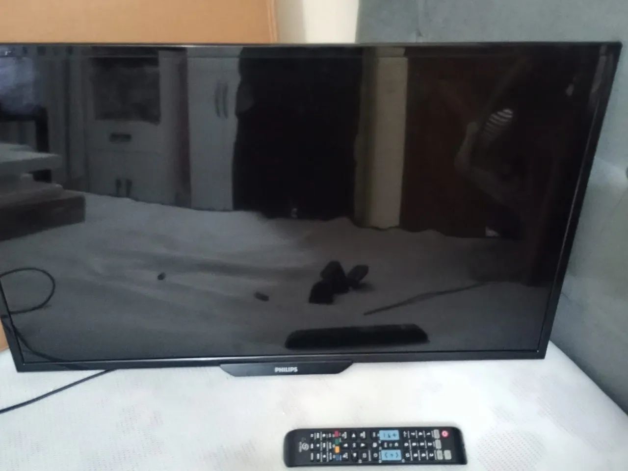Vendo tv Philips 32" - Foto 2