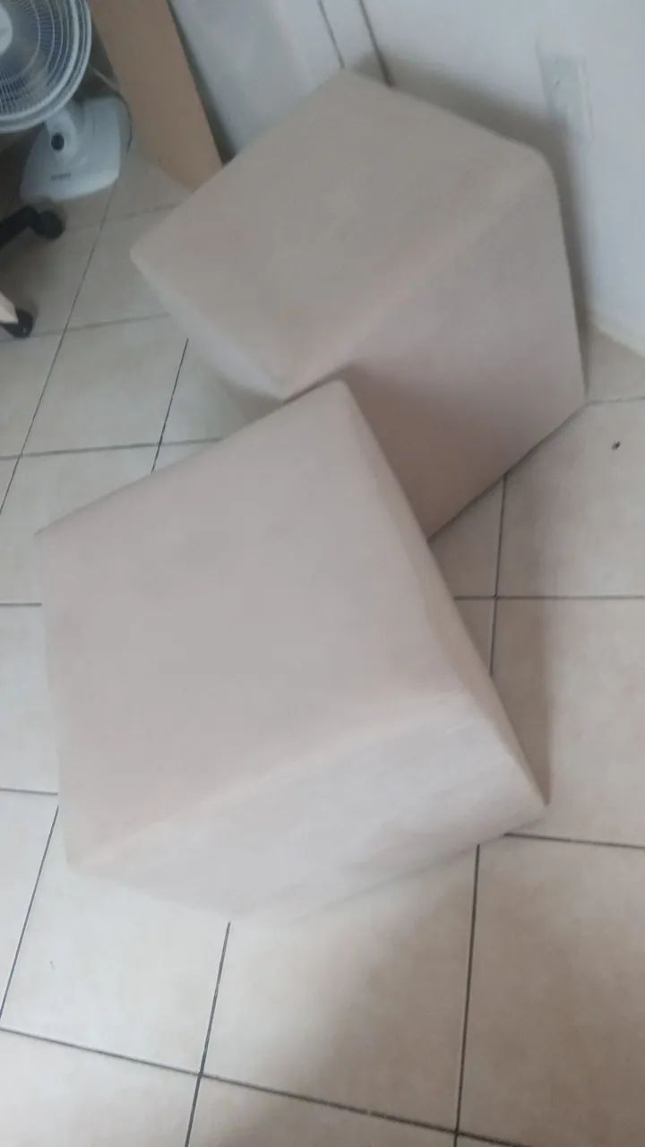 Vendo pufs em otimas condiçoes - Foto 3