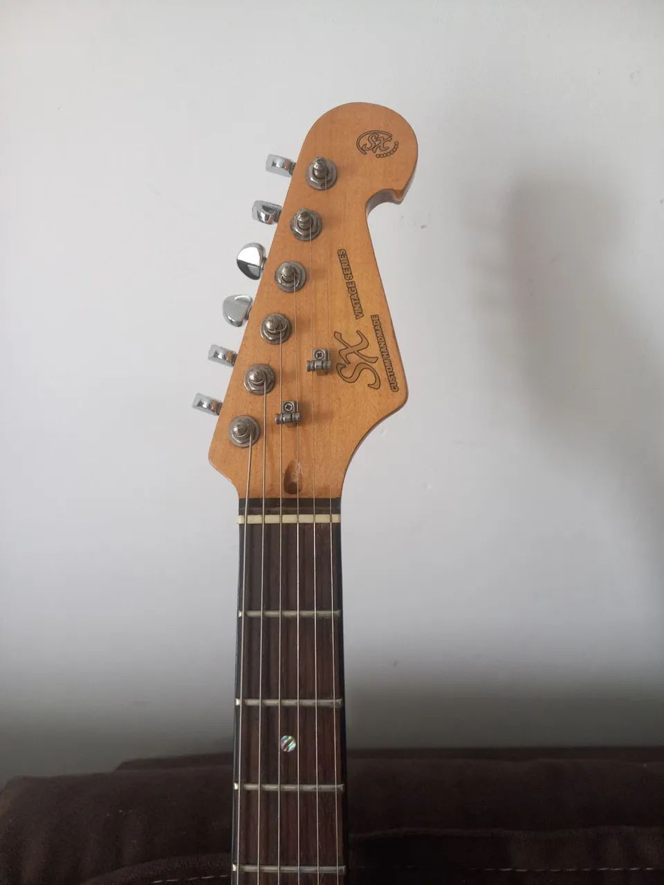 Guitarra sx com cap. Fender - Instrumentos musicais - Pajuçara