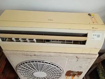 SPLIT HITASHI INVERTER 18MIL BTUS - Foto 2