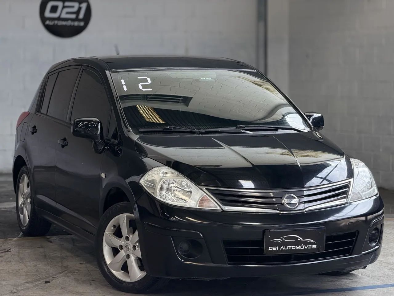 Nissan Tiida S 1.8 MT 2012