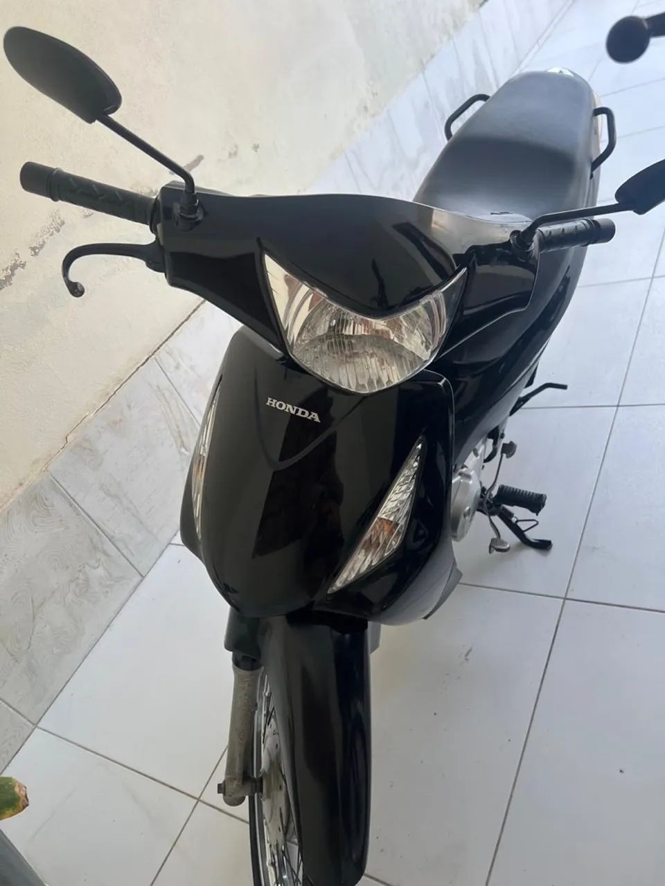 Honda biz,  nova e conservada - Foto 4