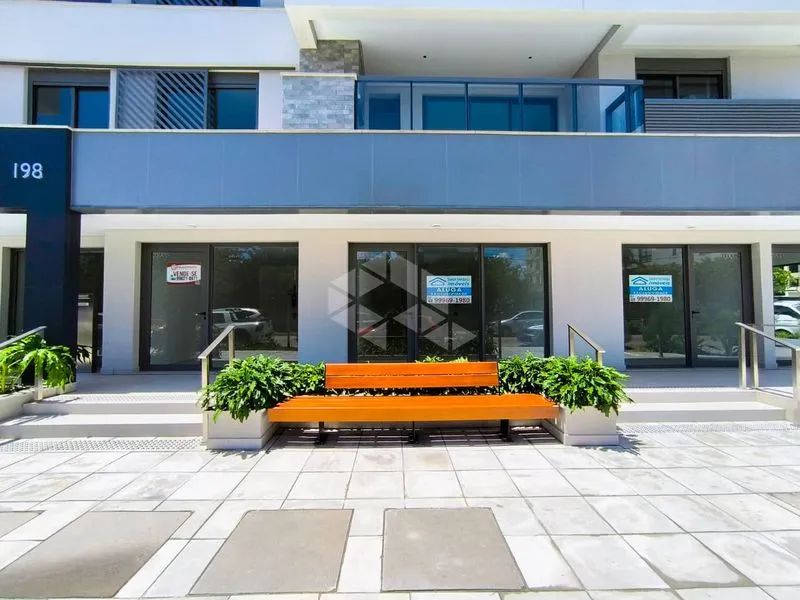 Loja 35m² para alugar em Jurerê, Florianópolis.