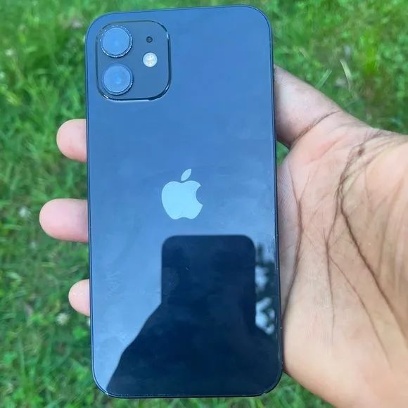 iPhone 12 