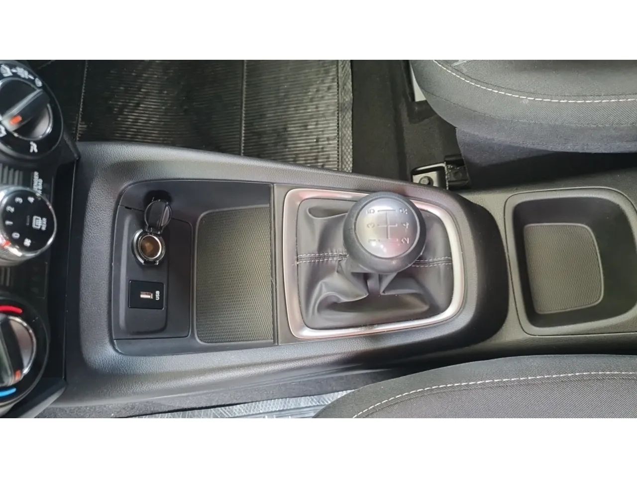 Hyundai HB20 Sense Plus 1.0 Flex 12V Mec., foto 16 de 17