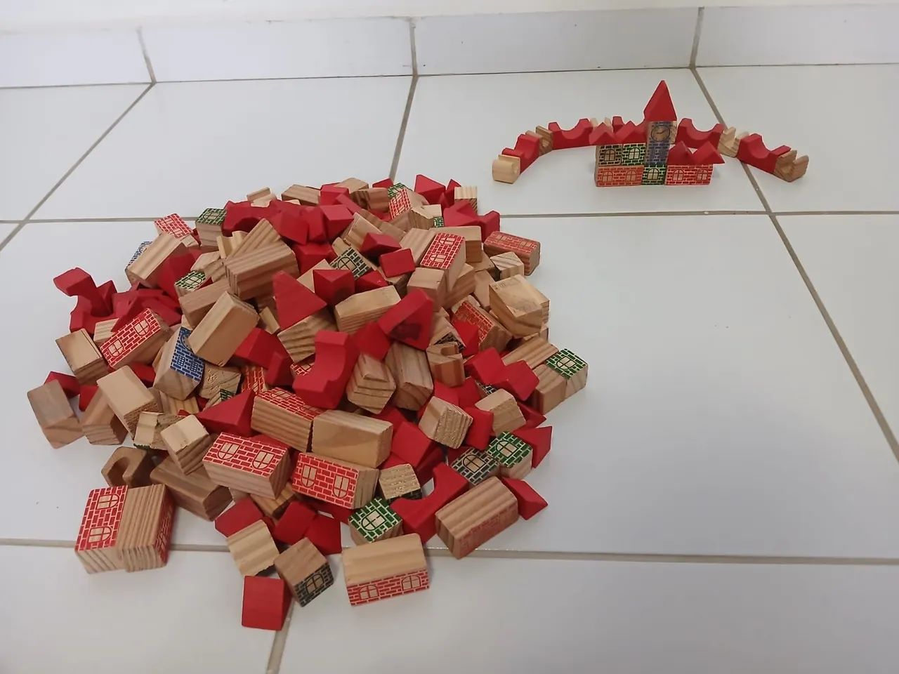 Brinquedo infantil com 325 blocos de montar - Foto 3