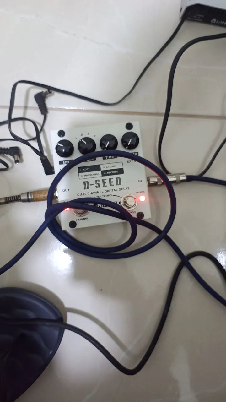 Pedal de guitarra delay - Foto 2