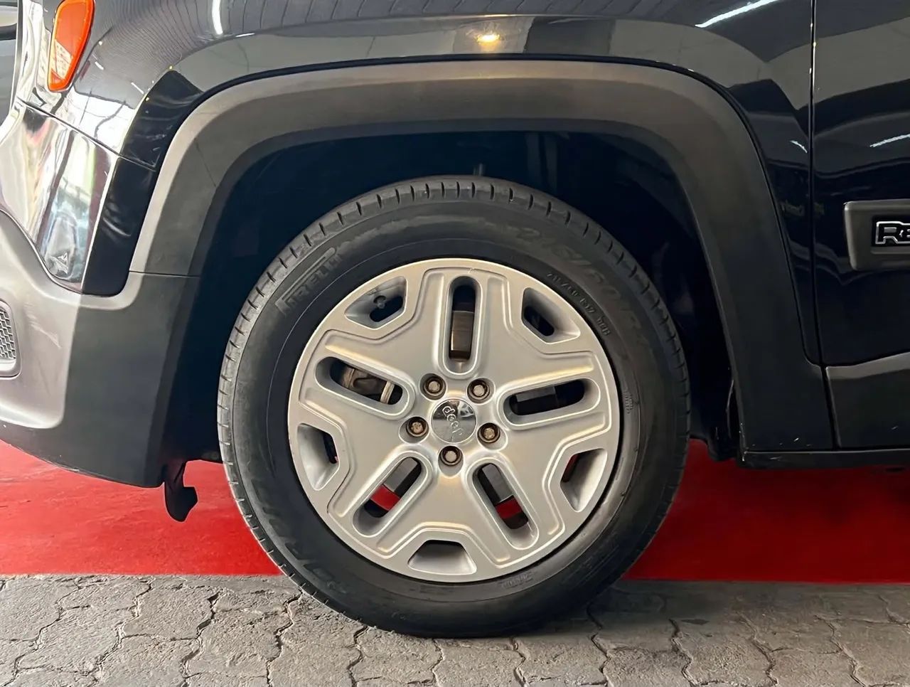 Jeep Renegade 1.8 4X2 Flex 16V Aut. 2017 - Foto 4
