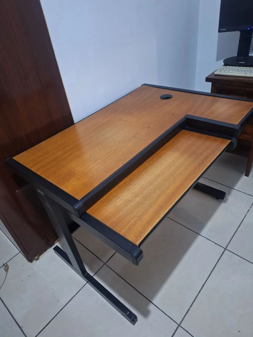 Mesa de computador - Foto 2