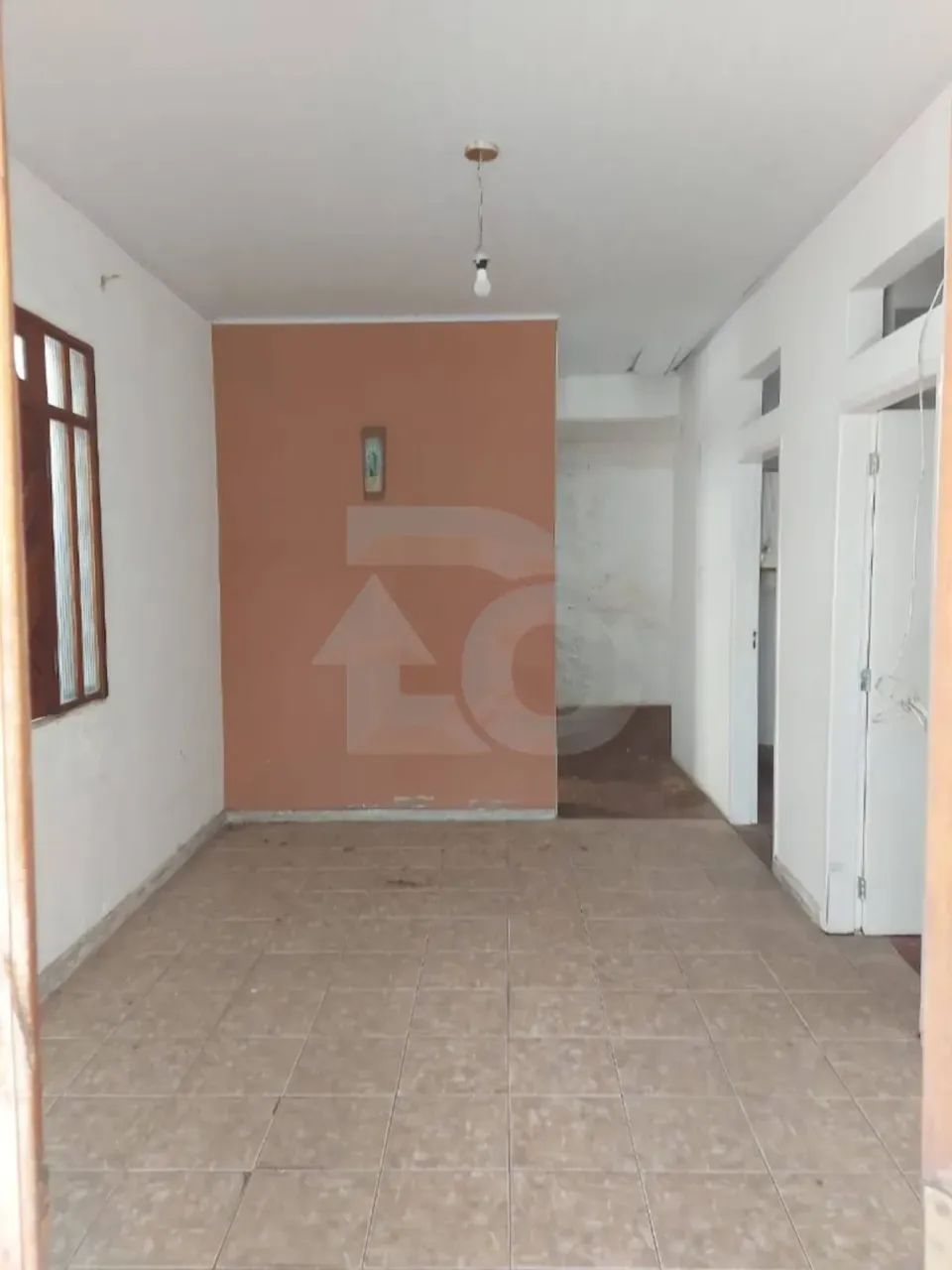 Casa à Venda no Bairro Cirurgia com 4 Quartos e Excelente Localização