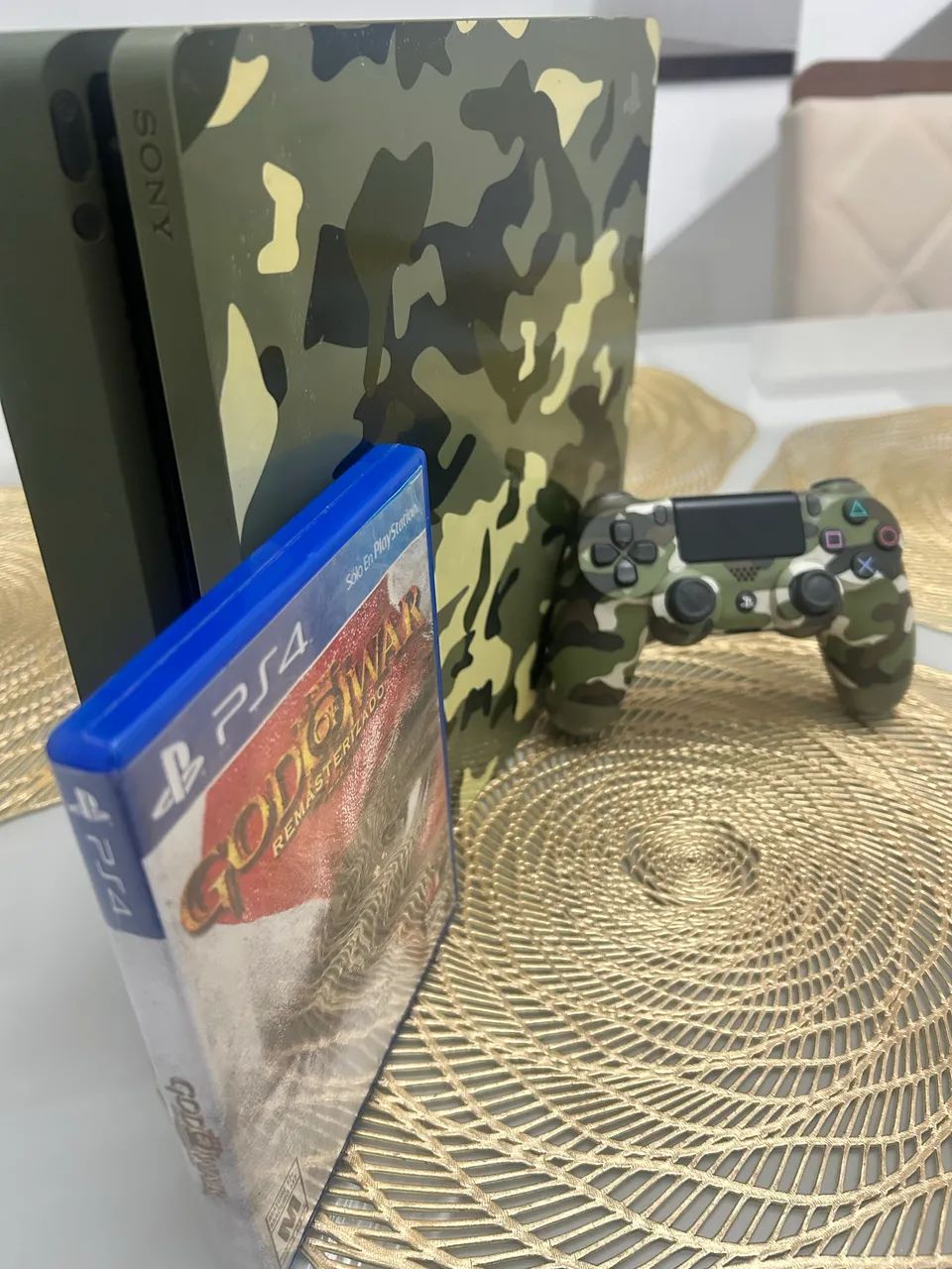 PlayStation 4 Slim - Foto 2