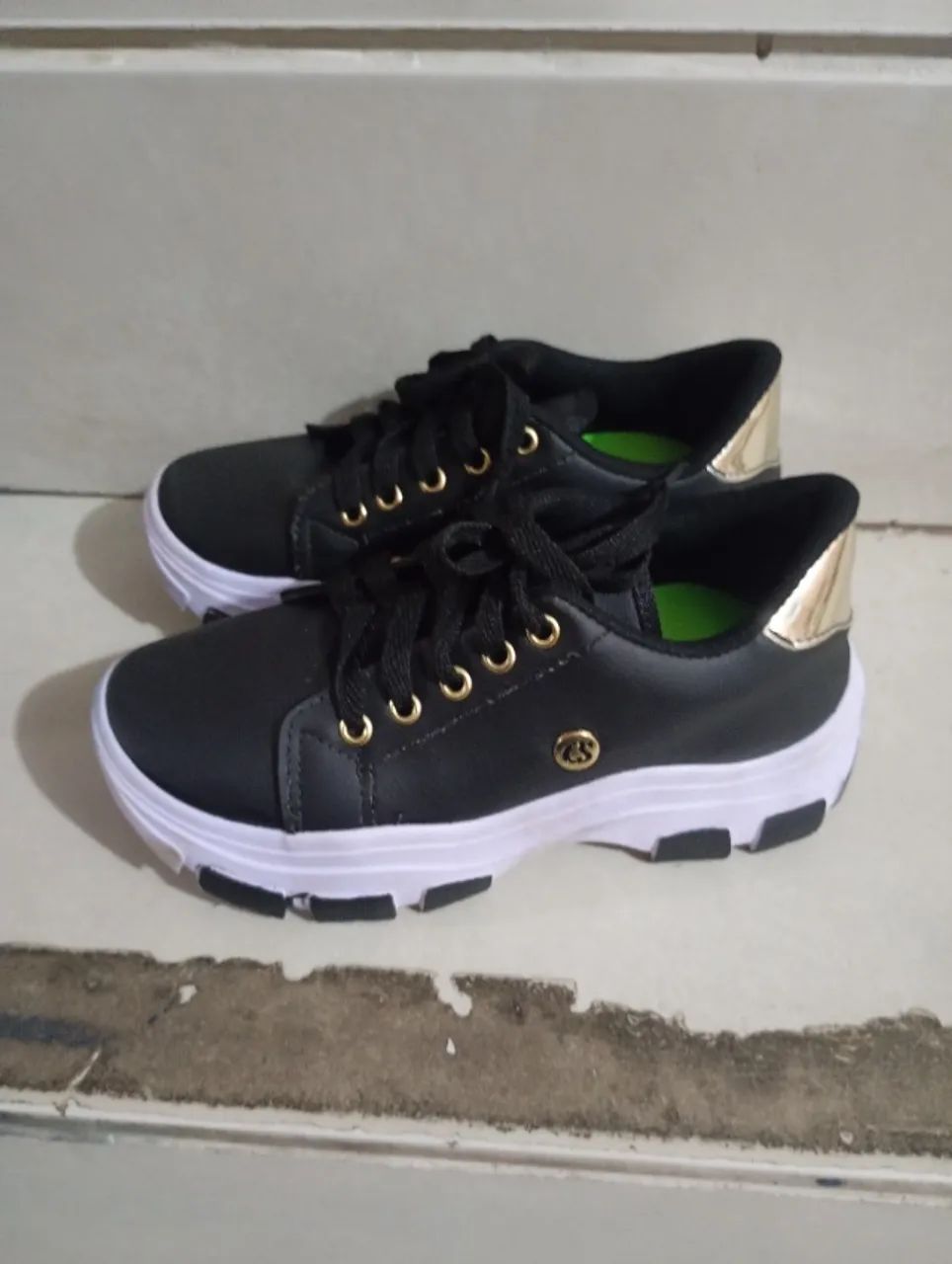 Tênis feminino 