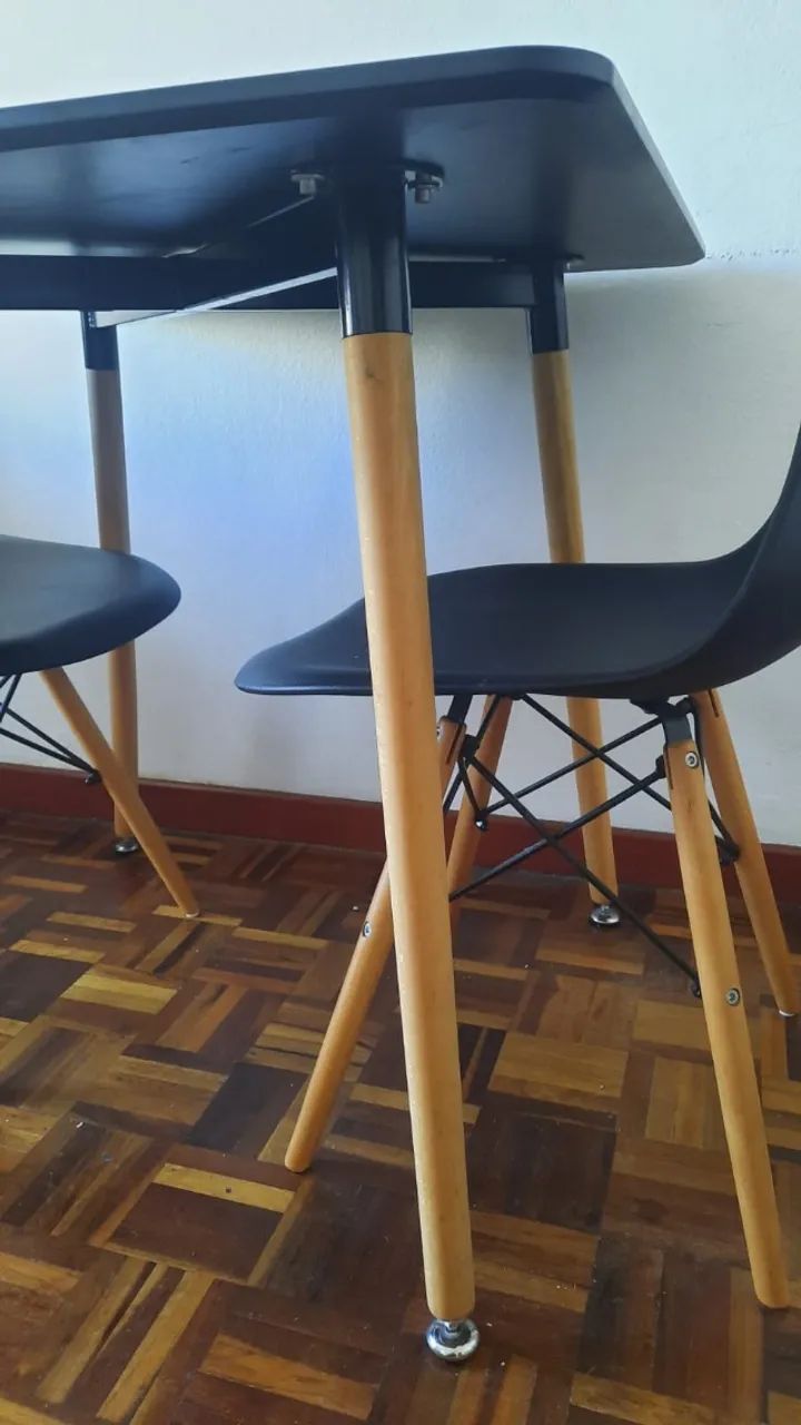 Conjunto mesa + cadeiras - Foto 2