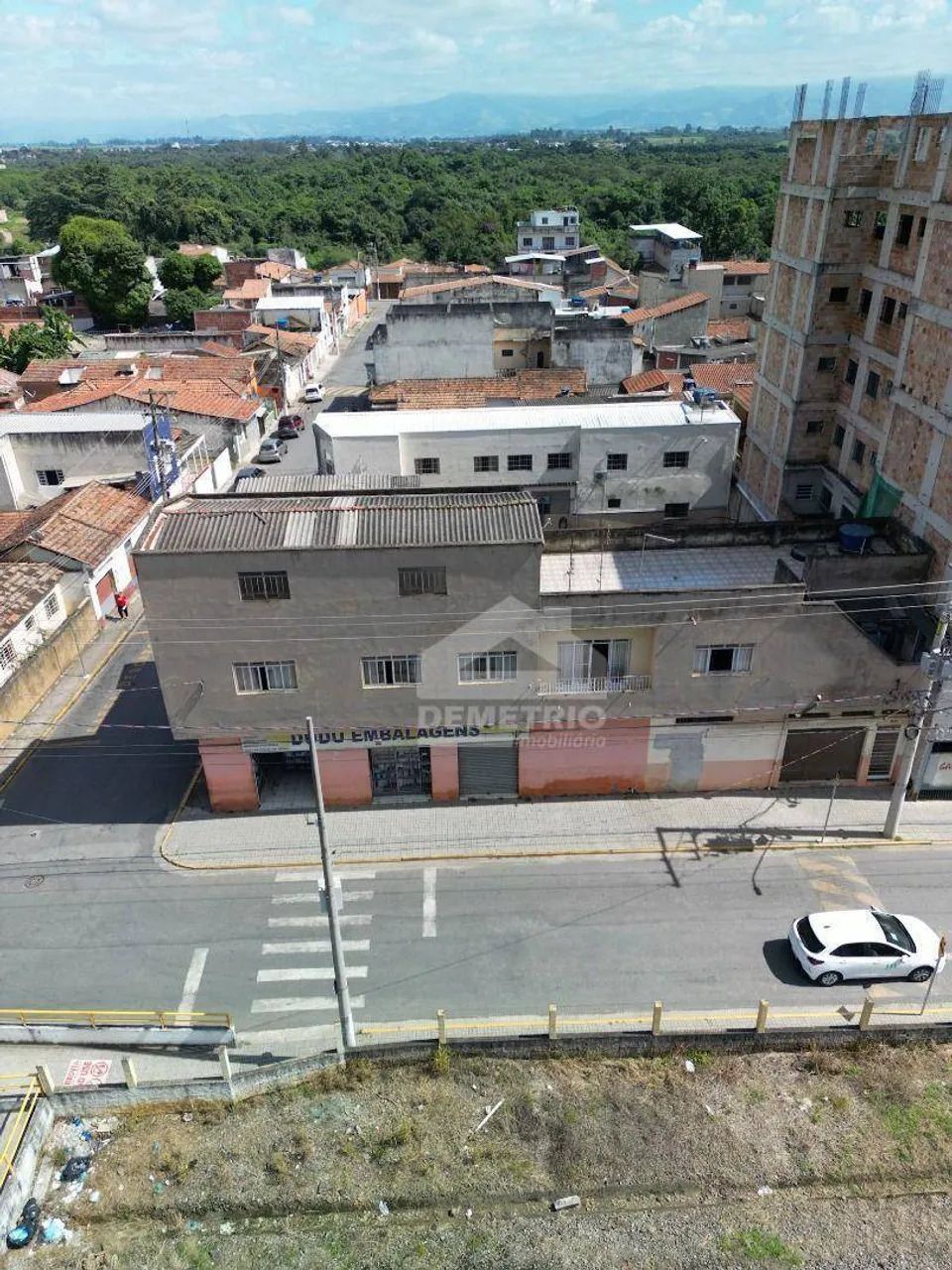 Oportunidade Única! Prédio de Esquina em Aparecida: Próximo à Basílica e a Feira - Foto 5