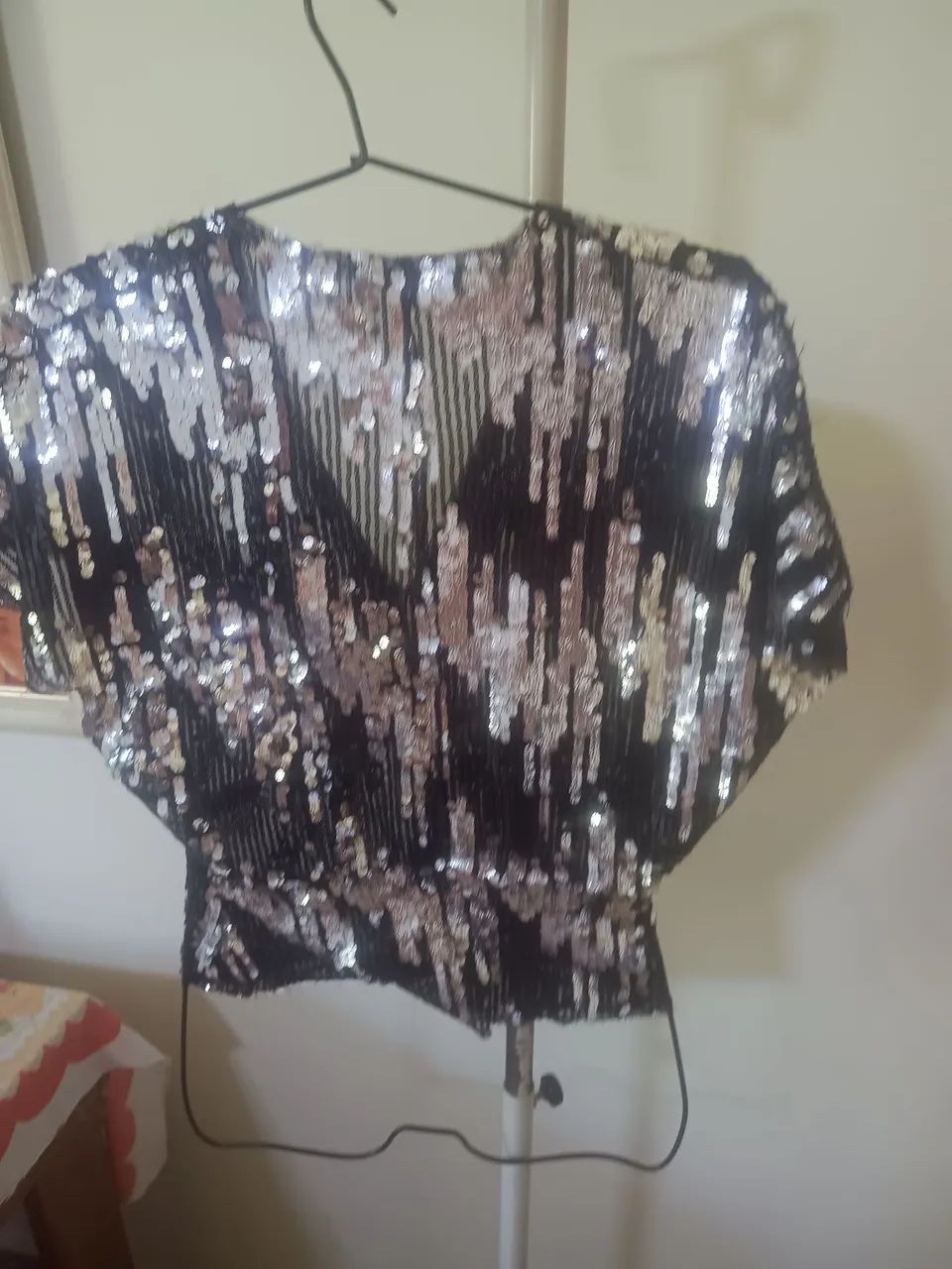 Blusa Zara Original Preta Com Paetês  - Foto 2