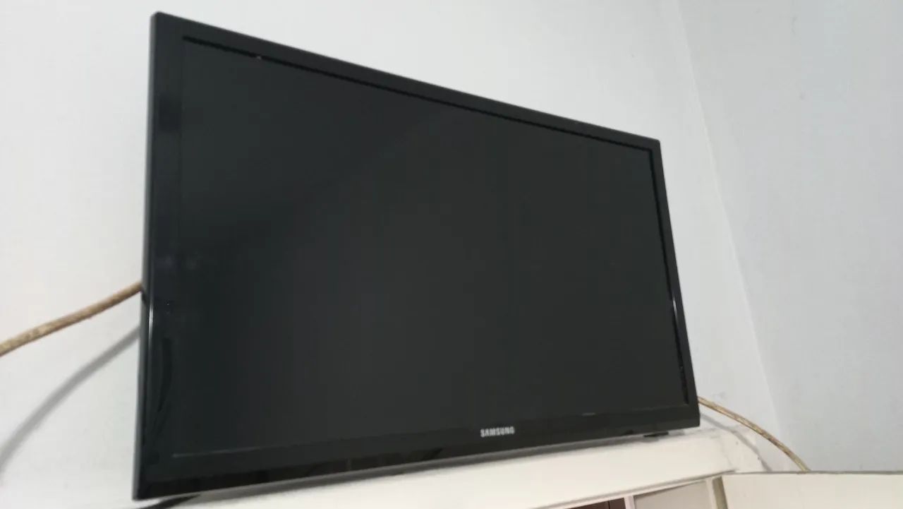Televisão Samsung LCD 32 polegadas (NÃO É SMART) - Foto 2