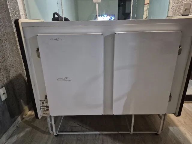 Vendo Balcão Expositor ( sem refrigeração) - Foto 2