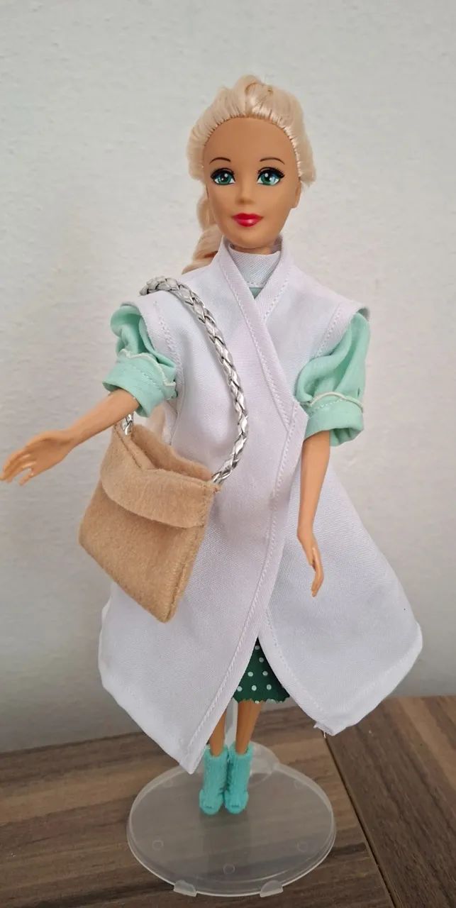 Barbie professora