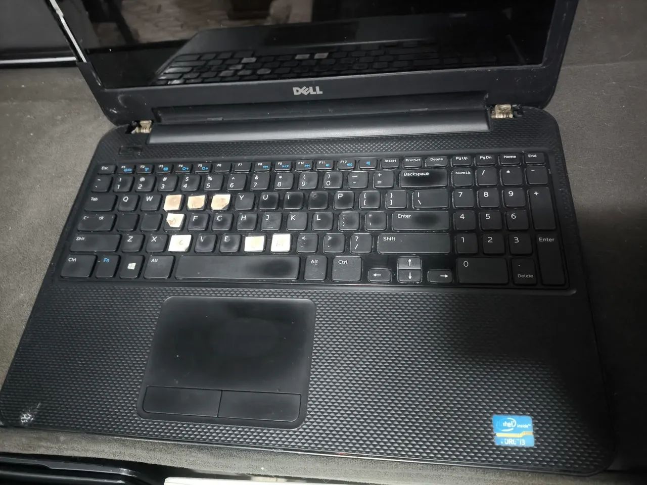 Notebook Dell 15.6 i3 retirada de peças ou pra quem conserta não dá sinal - Foto 3