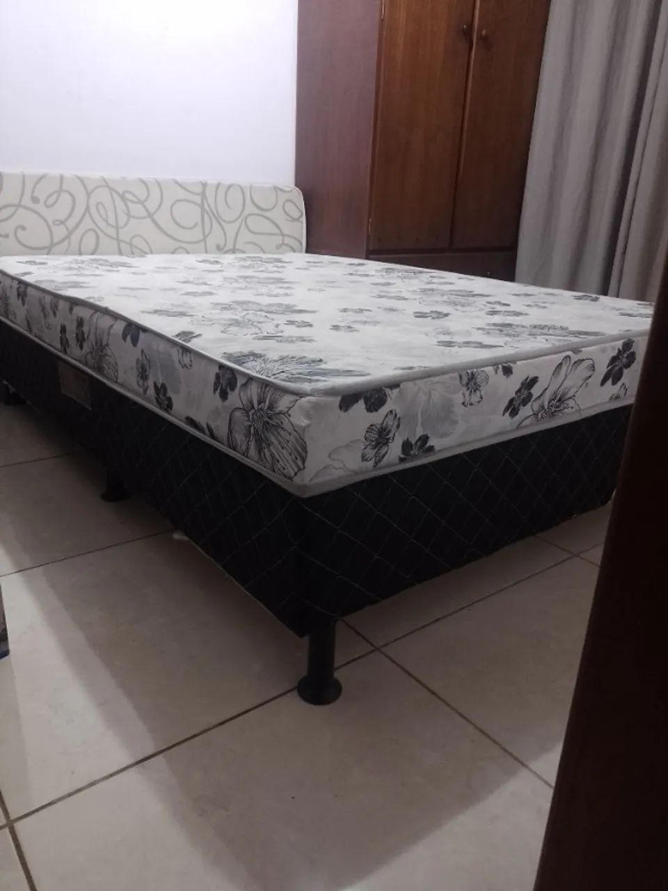 Cama box casal